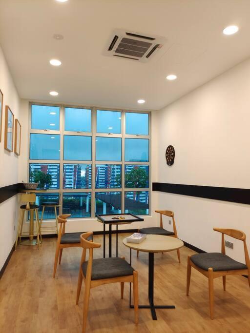 A1403 Jb City Sks Habitat Larkin 2Br 6Pax 100Mbps Netflix!! By Stay Johor Bahru Eksteriør billede